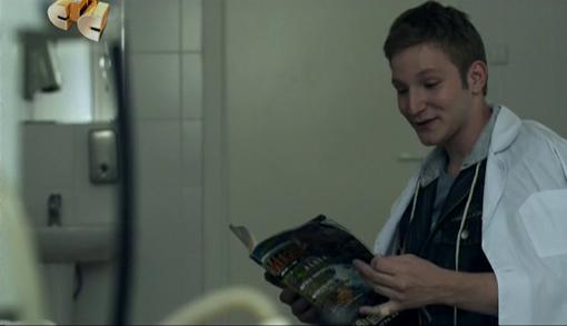 Известная в определенных кругах компания «Костафильм» сняла для телеканала СТС сериал про школьников, которые употре .... - Изображение 2 Известная в определенных кругах компания «Костафильм» сняла для телеканала СТС сериал про школьников, которые употре .... - Изображение 2