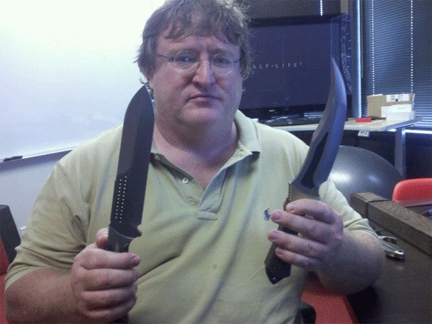 Это фото главы Valve, а если посмотреть на задний план, то можно увидеть кое что ещё))) Всё это я случайно увидел ко .... - Изображение 1 Это фото главы Valve, а если посмотреть на задний план, то можно увидеть кое что ещё))) Всё это я случайно увидел ко .... - Изображение 1