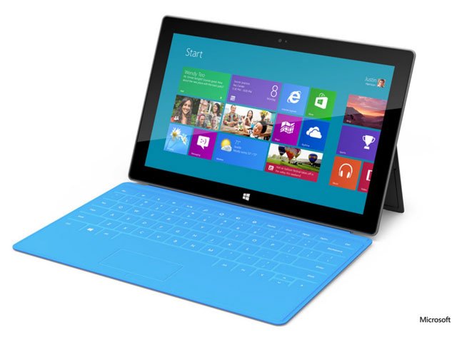 В понедельник компания Microsoft представила в США собственный планшетный компьютер Surface, призванный составить ко .... - Изображение 1 В понедельник компания Microsoft представила в США собственный планшетный компьютер Surface, призванный составить ко .... - Изображение 1