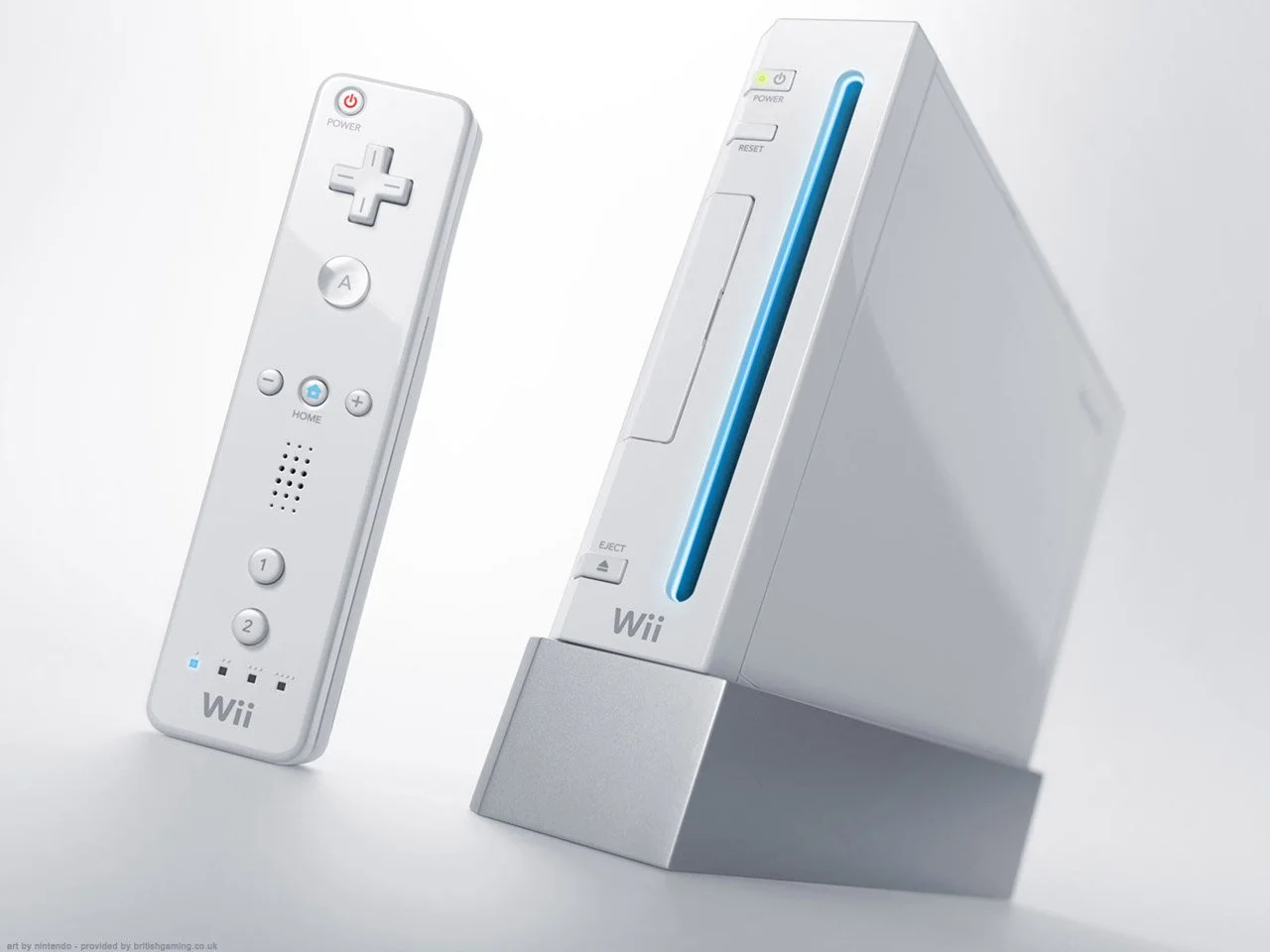 Вскоре PlayStation 3 получает аналогичный контроллер PS Move. "Ай-я-яй, Сони! Ну сколько можно? Ты ещё экран, как на Wii U на контроллер PS 4 при.. Oh shi..."