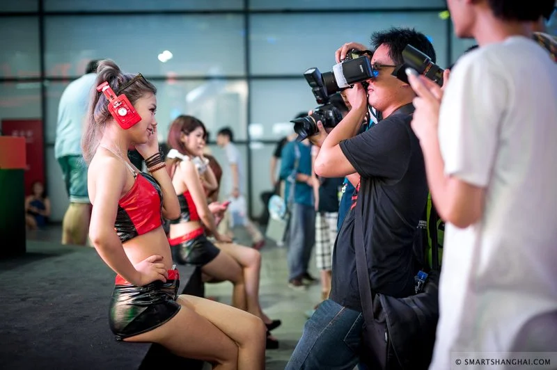 Лучшие девушки самой большой азиатской выставки цифровых развлечений - фото 5