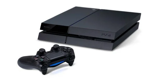PS4 обошла Xbox One на 1,2 млн консолей в 2013 году