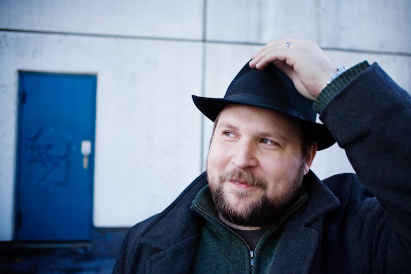 Маркус Перссон. Источник изображения: http://johannahenriksson.com