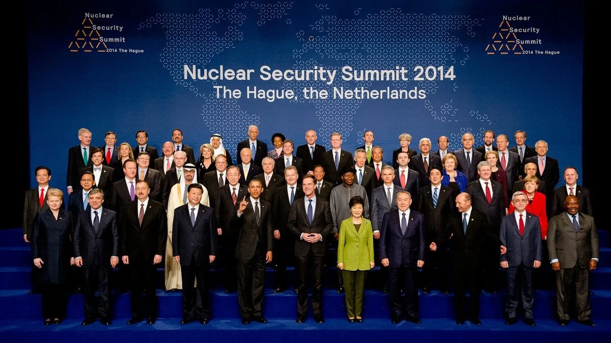 Мировые лидеры сыграли в видеоигру на саммите по ядерной безопасности  - фото 1