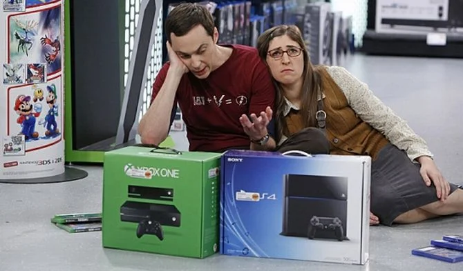 Шелдон выбирает между PS4 и Xbox One в новой «Теории большого взрыва» - фото 1