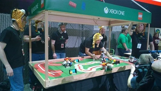 Microsoft воссоздала вживую Zoo Tycoon на турнире роботов LEGO
