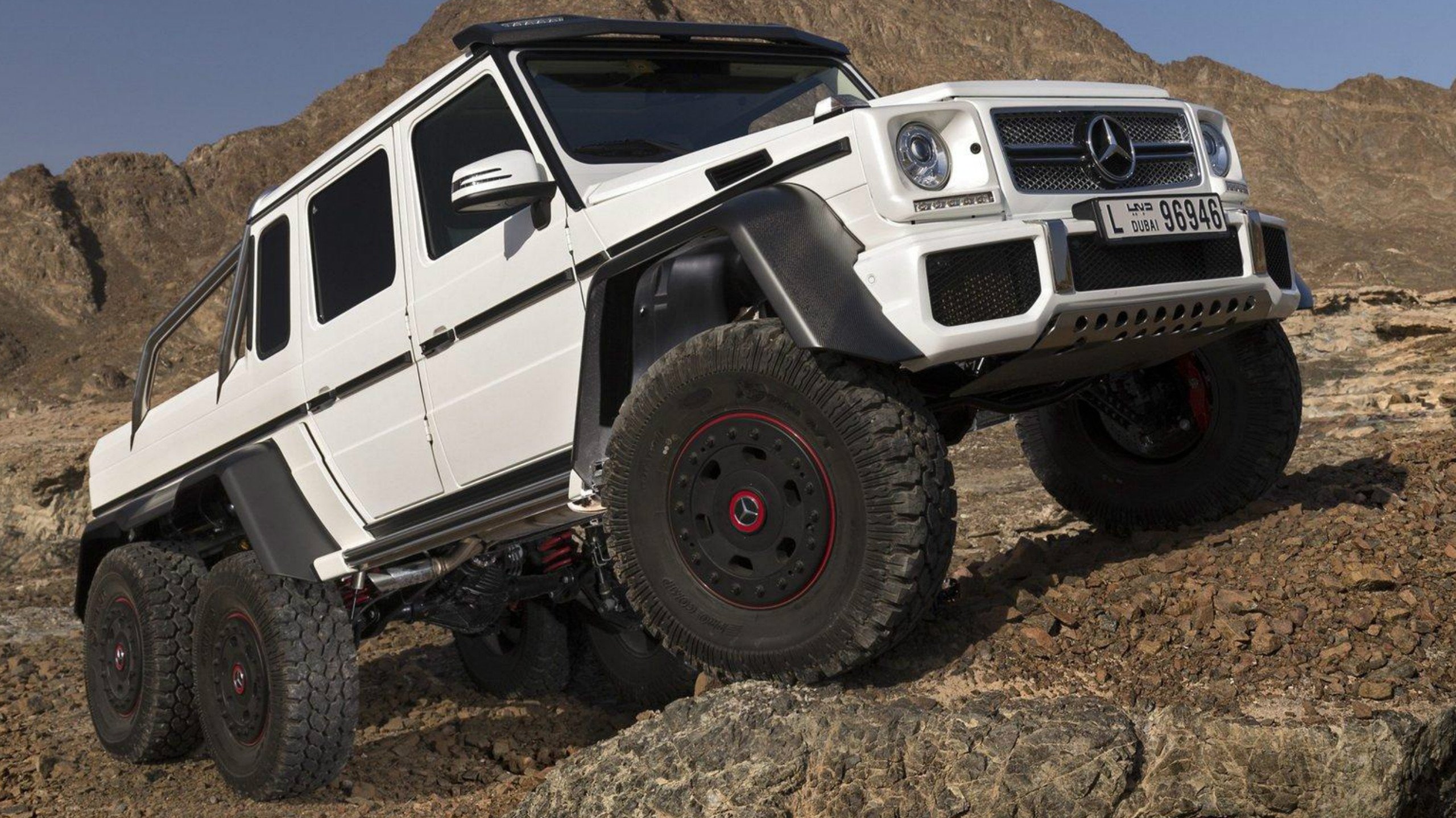 Mercedes-Benz G 63 AMG 6x6 BRABUS - тест-драйв, обзор военного внедорожника в City Car Driving. - Изображение 1 Mercedes-Benz G 63 AMG 6x6 BRABUS - тест-драйв, обзор военного внедорожника в City Car Driving. - Изображение 1