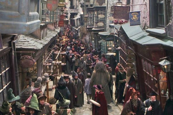Косой переулок из Гарри Поттера в Санкт-Петербурге. - Изображение 2 Косой переулок из Гарри Поттера в Санкт-Петербурге. - Изображение 2