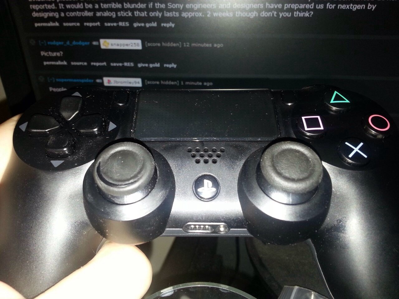 Небольшие проблемы Dualshock 4
На Neogaf появился топик, посвященный проблеме Dualshock 4, связанной с тем, что рез ... - Изображение 1 Небольшие проблемы Dualshock 4
На Neogaf появился топик, посвященный проблеме Dualshock 4, связанной с тем, что рез ... - Изображение 1