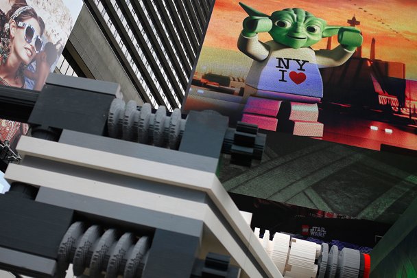 Самую большую модель LEGO – истребитель X-Wing из «Звездных войн», состоящий из 5 млн 300 тыс. частей – выставили на ... - Изображение 3 Самую большую модель LEGO – истребитель X-Wing из «Звездных войн», состоящий из 5 млн 300 тыс. частей – выставили на ... - Изображение 3