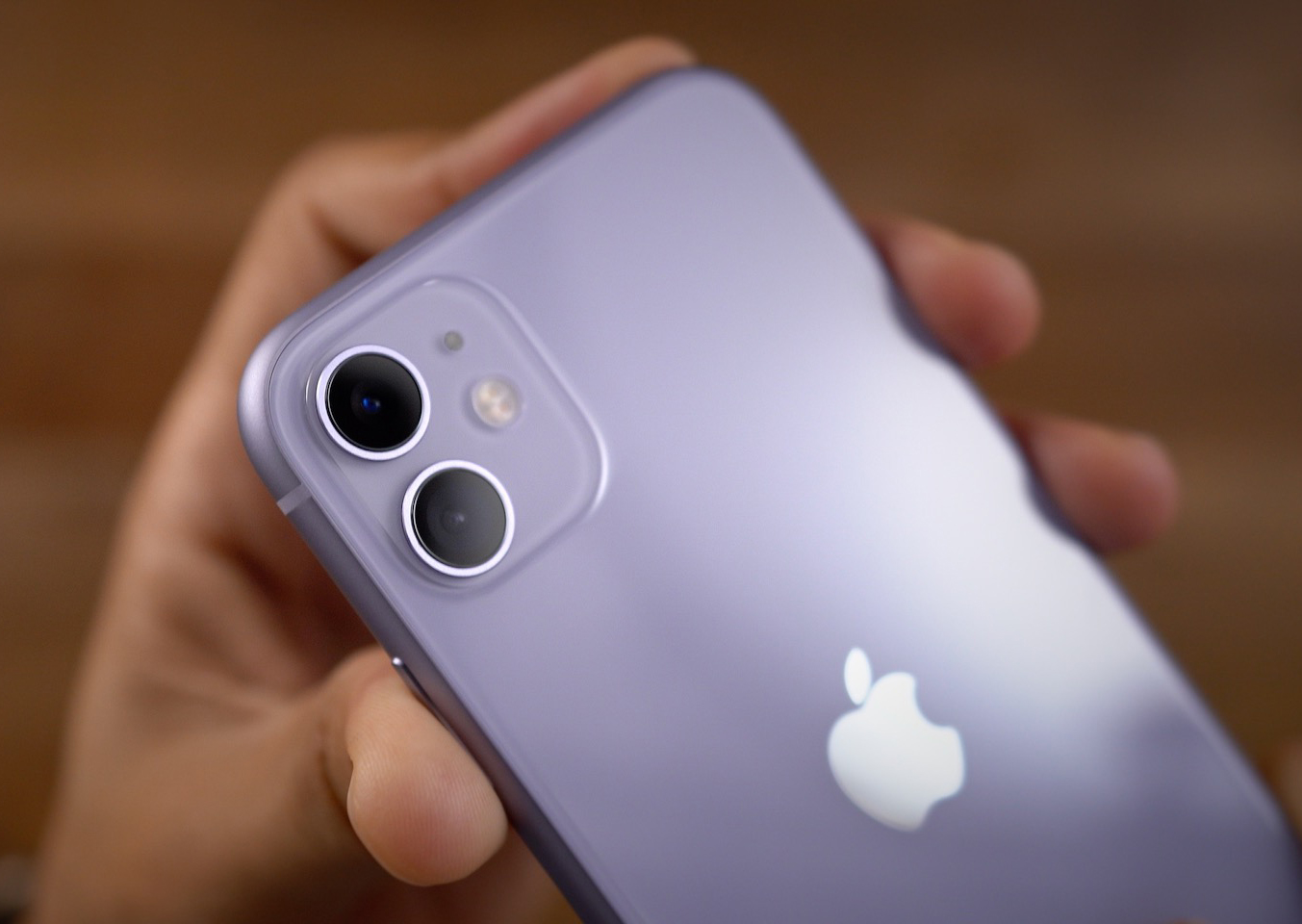 В 2021 году Apple выпустит iPhone без разъёмов