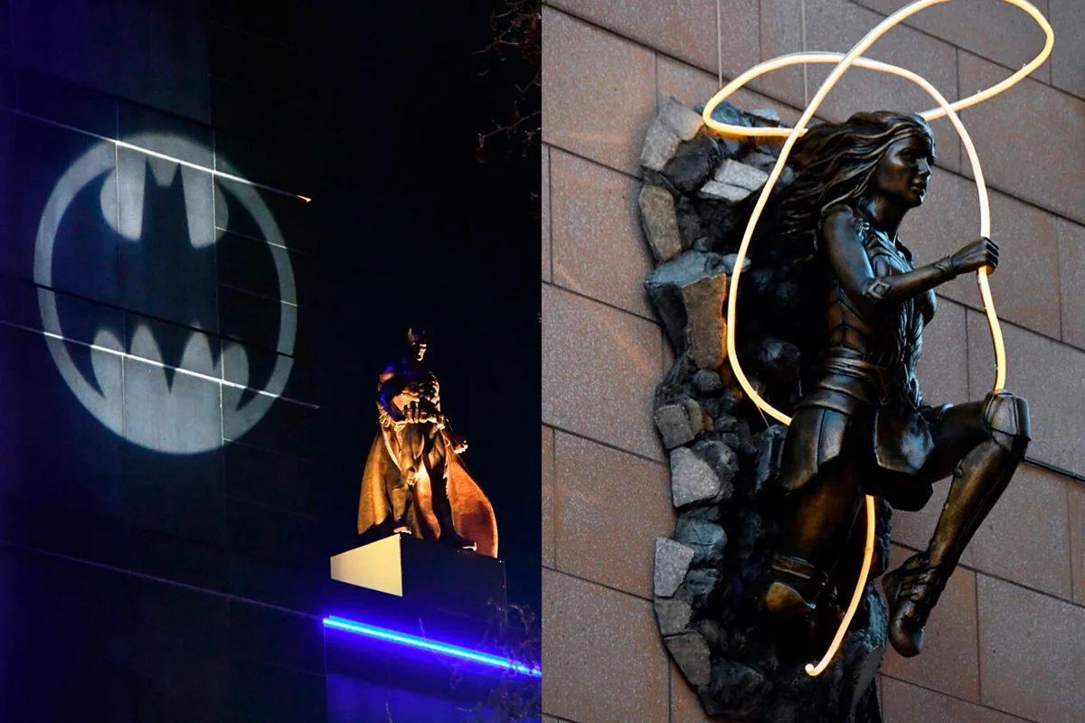 Галерея. Любуемся бронзовыми Чудо-женщиной, Бэтменом и другими киногероями в лондонском Лестер-сквер - фото 2