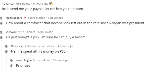 PS5 поставили в очень грязную белорусскую квартиру. Иностранцы хотят скинуться на веник [Обновлено] - фото 4