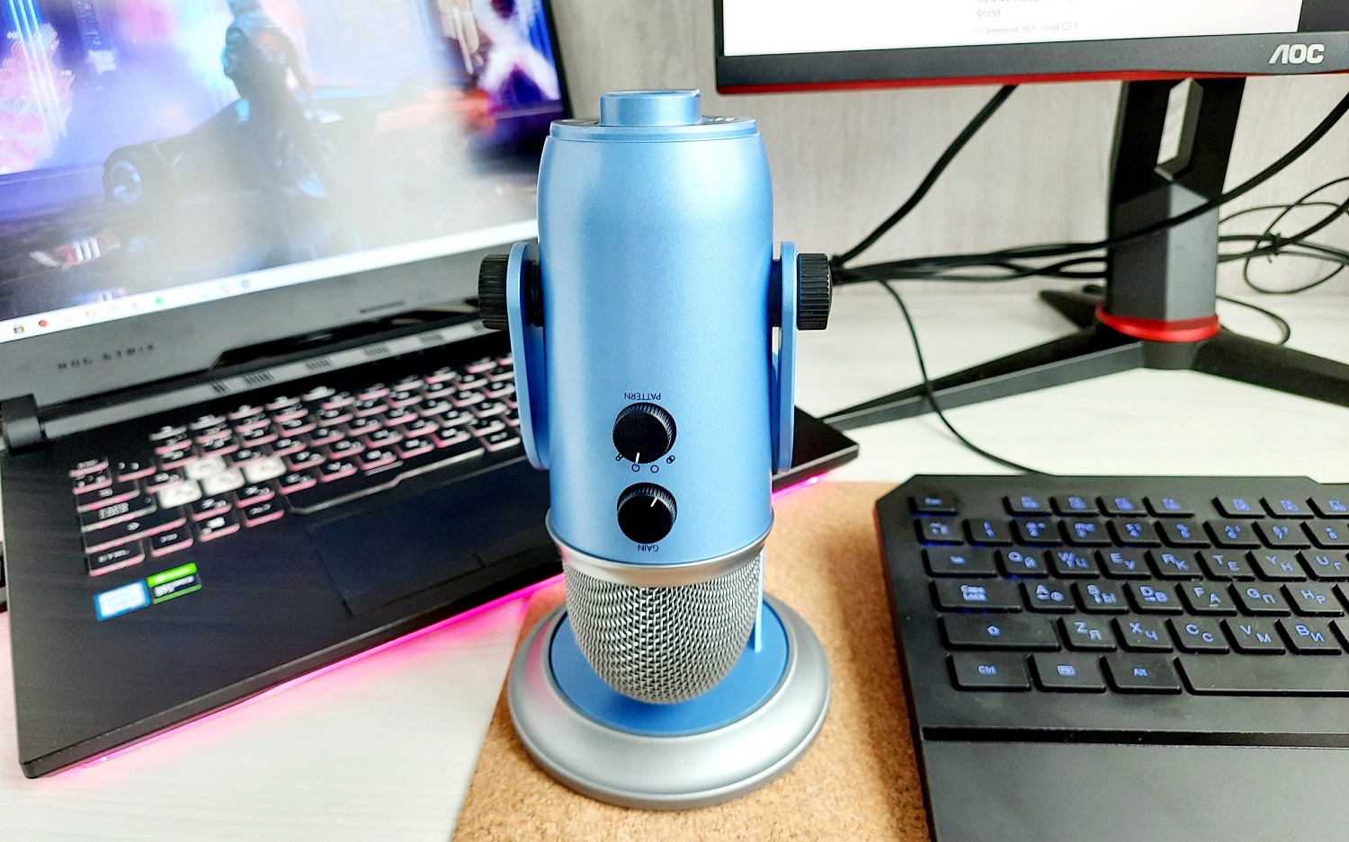 Обзор Blue Yeti. Микрофон в ретро стиле для стримов, записи голоса и видео - изображение 3 Обзор Blue Yeti. Микрофон в ретро стиле для стримов, записи голоса и видео - фото 3