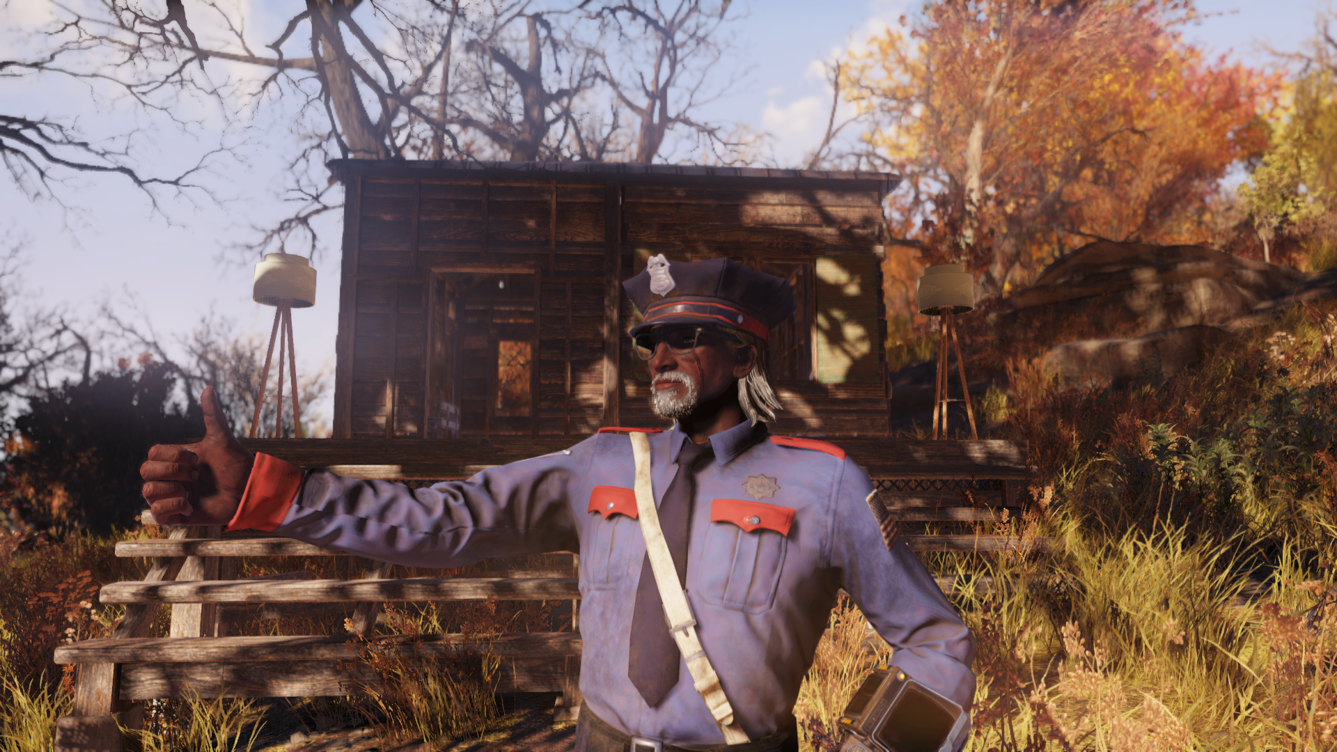 Fallout 76 с самого анонса выглядела очень странно, и чем дальше, тем запутаннее все становилось. Наследница великой ролевой серии — но без NPC и без нормальных квестов. Приквел — но с супермутантами, Братством Стали и Анклавом. А еще это многопользовательская игра про выживание, а не одиночное приключение. Кто-то ждал чуда, кто-то молился, чтобы все оказалось не так плохо, как кажется, а кто-то сразу забыл про игру думать. Но чуда, судя по всему, не произошло.