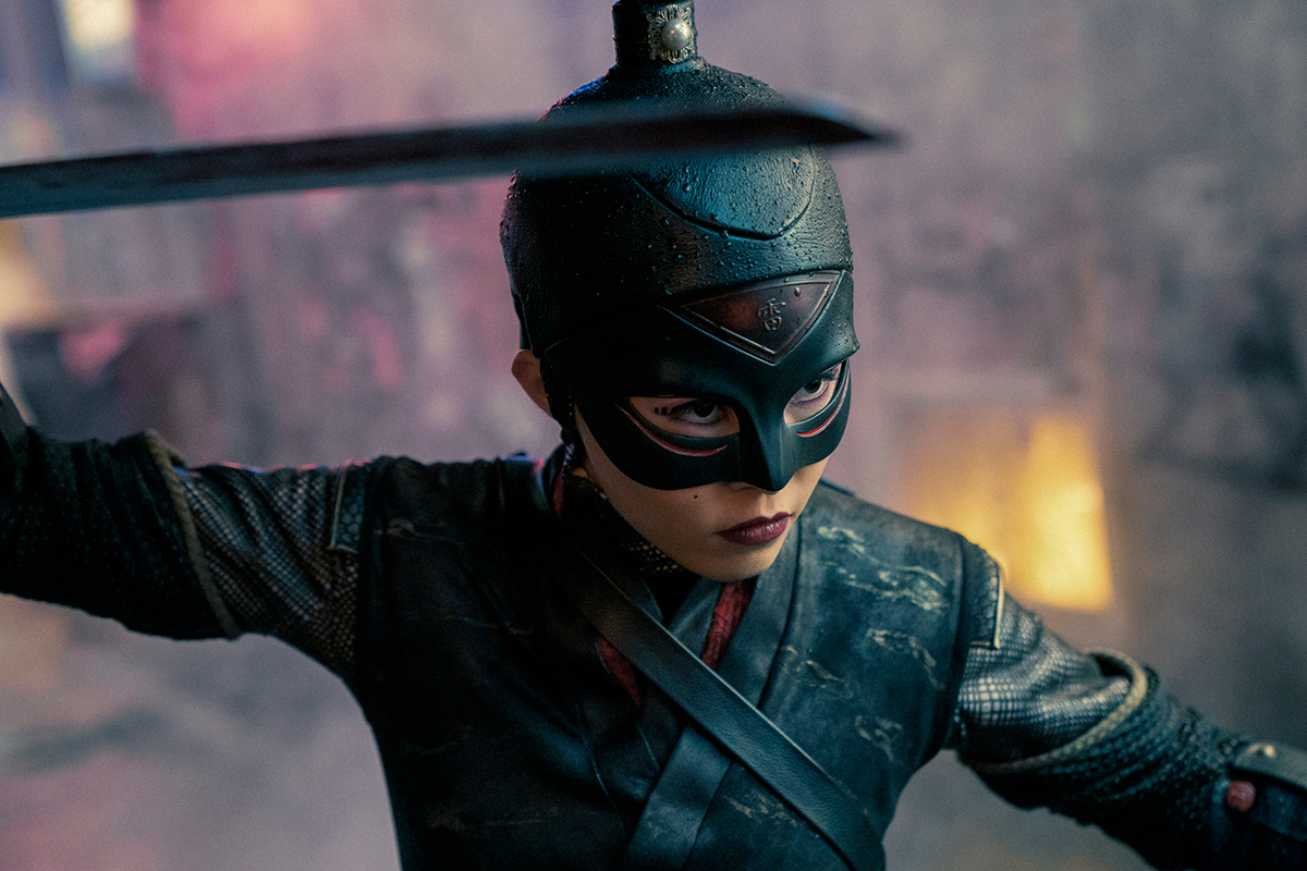 Пять причин посмотреть «Наследие Юпитера» – ответ «Пацанам» от Netflix - фото 5