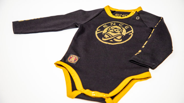 Команда по CS:GO выпустила мерч для младенцев - изображение 1 Команда по CS:GO выпустила мерч для младенцев - фото 1