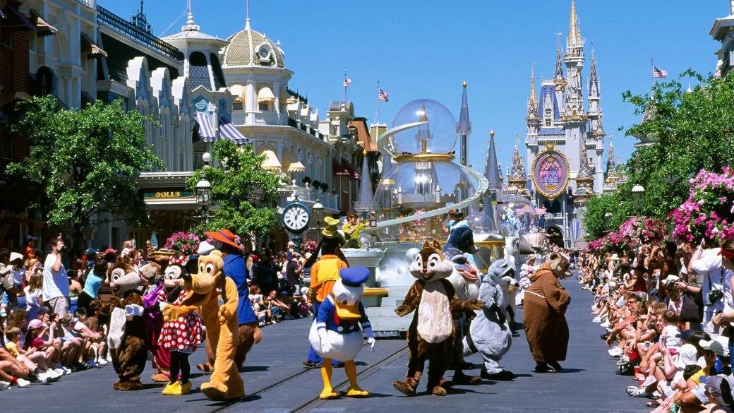Похоже, скоро в парках развлечений Disney аниматроники начнут крутить «сальтухи» - фото 1
