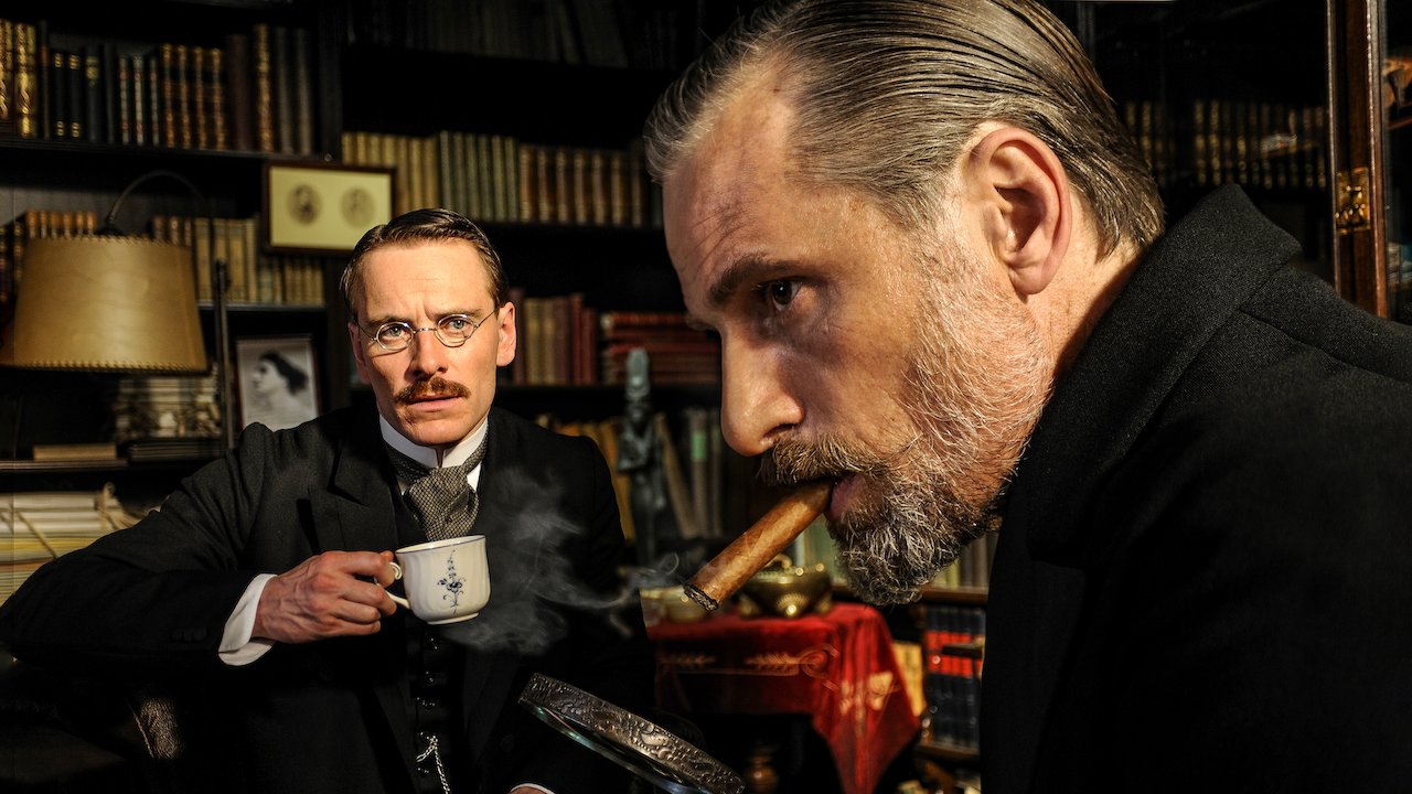 6 мая Зигмунду Фрейду исполнилось бы 164 года. К этой дате школа английского языка Skyeng выбрала 6 фильмов о психологии, которые заслужили любовь кинокритиков и миллионов зрителей. Смотрите их в оригинале, чтобы насладиться игрой актеров и диалогами.