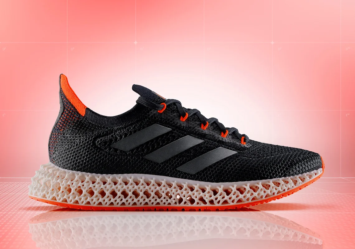Adidas представил инновационные кроссовки с напечатанной на 3D-принтере подошвой - фото 3