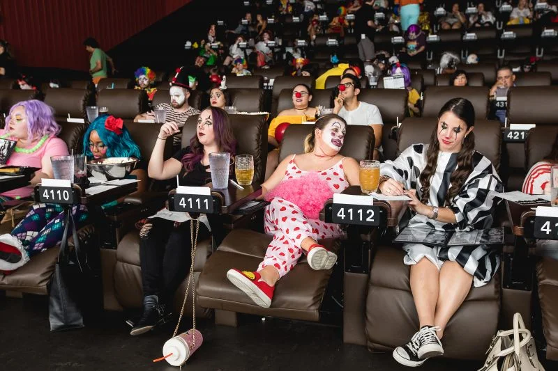 В Америке устроят спецпоказ «Оно 2» для зрителей в костюмах клоунов. Вот где настоящий хоррор! - фото 3