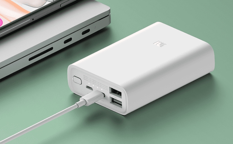 Портативный аккумулятор Xiaomi Power Bank 3 Pocket Edition оценили в 1200 рублей - фото 1