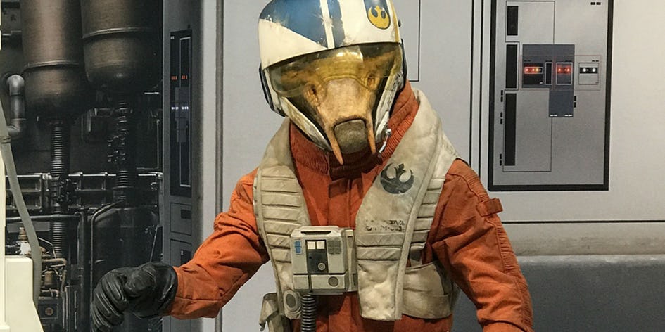 Все звездные камео в «Последних джедаях», которые вы могли пропустить - изображение 3 Все звездные камео в «Последних джедаях», которые вы могли пропустить - фото 3