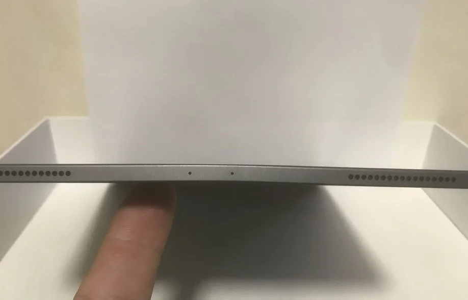 Apple не признает бракованными гнутые iPad. Говорит, что это нормально - фото 1