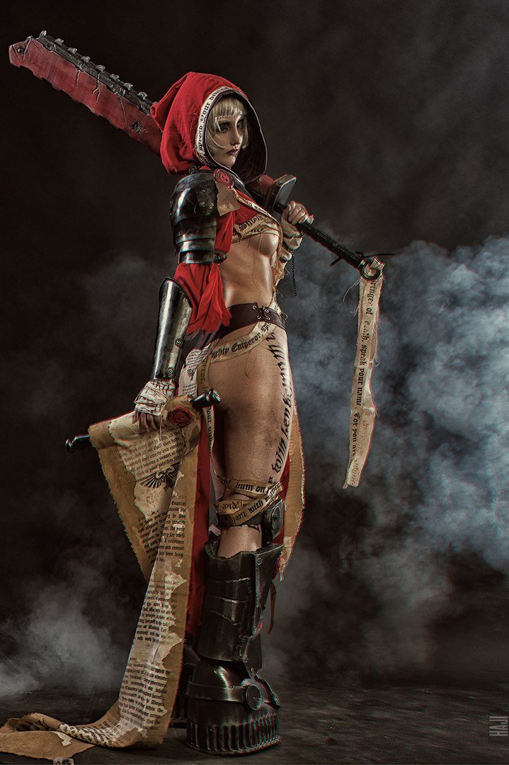 NSFW косплей дня: Сестры-Репентии из Warhammer 40.000 - изображение 2 NSFW косплей дня: Сестры-Репентии из Warhammer 40.000 - фото 2