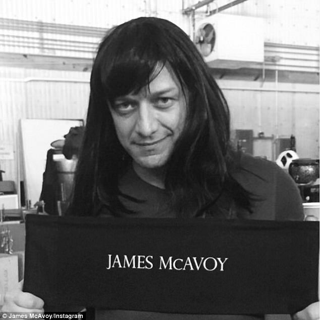 Мистер Стекло возвращается! Появились новые фото со съемок «Стекла» - изображение 3 Мистер Стекло возвращается! Появились новые фото со съемок «Стекла» - фото 3