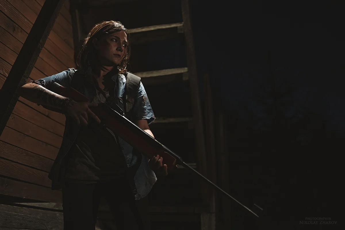 Опасное путешествие Элли в новом крутом косплее The Last of Us: Part II - фото 15
