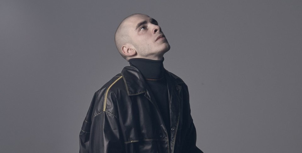 Хаски в новом интервью: «Я хочу угорать, писать музлишко, стишки, подвешивать себя с балкона отеля» - фото 1