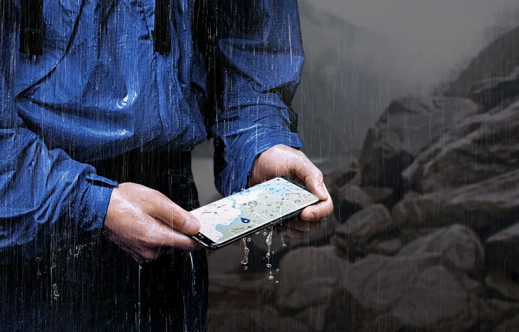 Samsung Galaxy S8 спас жизни двадцати человек: смартфон не подвел, когда другие вышли из строя - фото 1