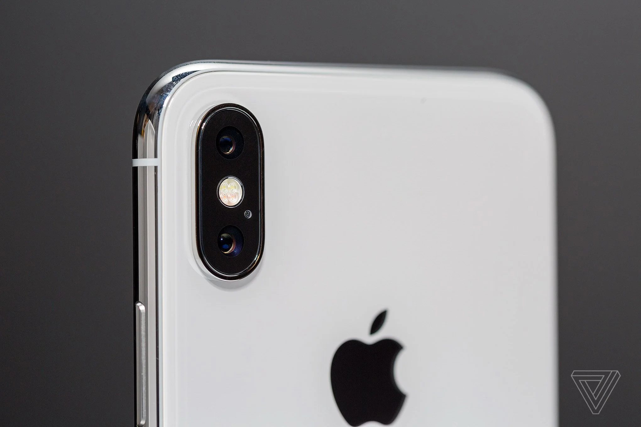 Обзоры iPhone X: «Создается впечатление, что это смартфон из будущего» - фото 4