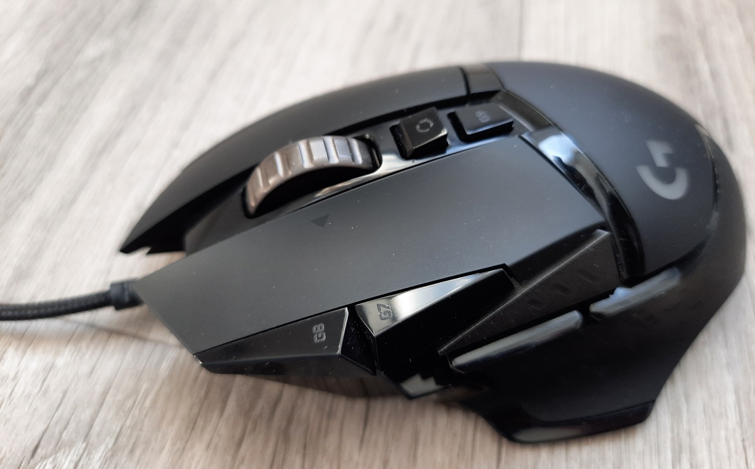 Обзор игровой мыши Logitech G502 Hero — гостья из будущего - фото 4