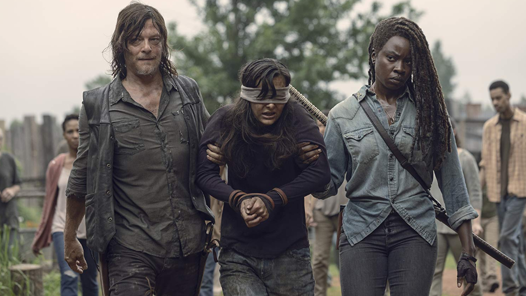 6 октября 2019 года стартует 10 сезон «Ходячих мертвецов» (The Walking Dead). Сериал представит события после начала конфликта с общиной Шепчущихся — людей, которые носят кожу ходячих поверх своей, чтобы мертвецы их не трогали. В этом материале мы без спойлеров расскажем о пяти ключевых вещах, которые можно ждать от нового сезона главного хоррор-сериала AMC.