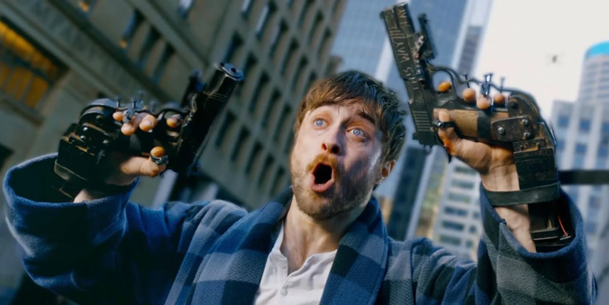 27 февраля в российских кинотеатрах стартовал фильм «Пушки Акимбо» (Guns Akimbo) с главной звездой «Гарри Поттера». Оказался ли фильм таким же безумным, что и его трейлеры?