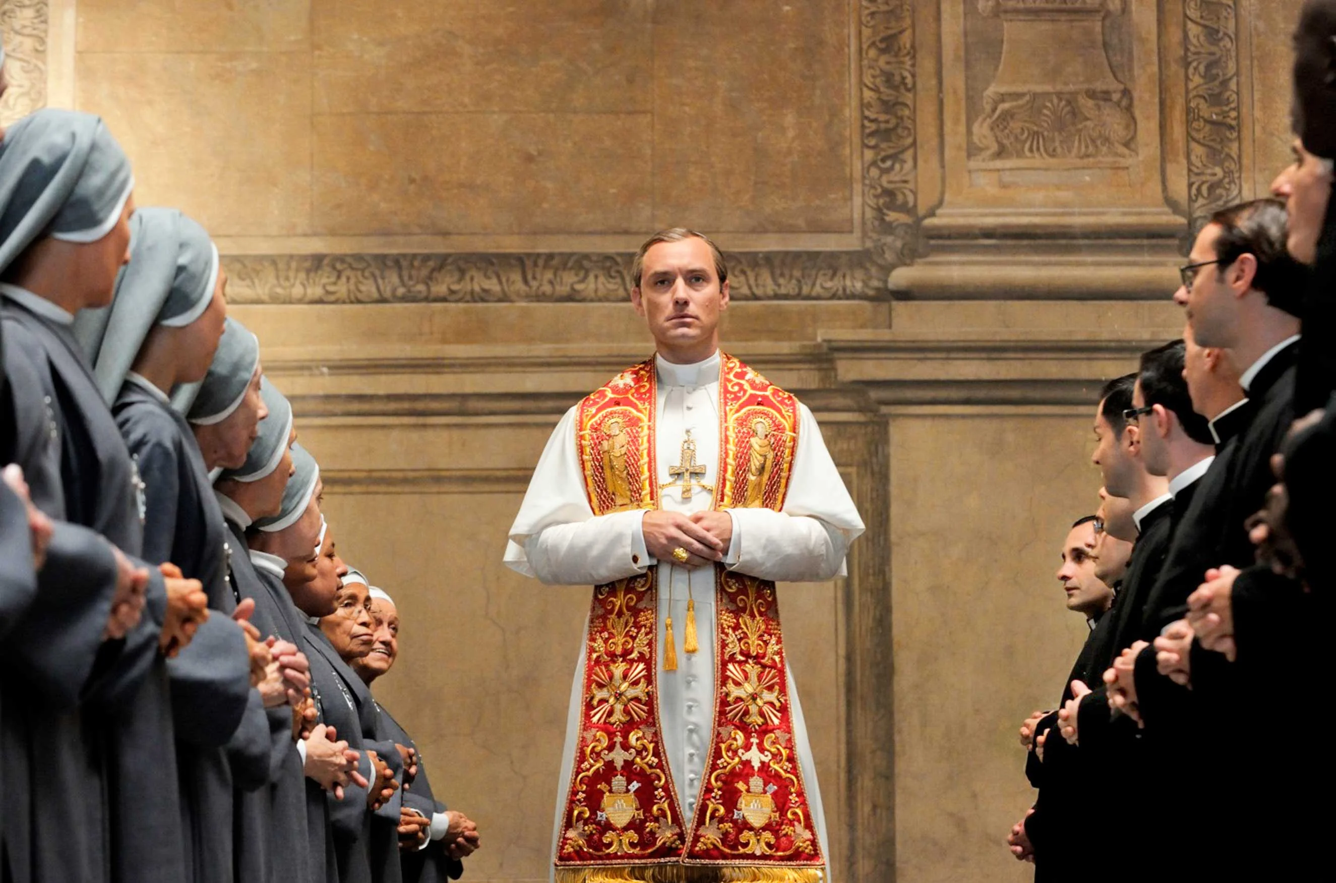 «Новый Папа» — на что способны Джуд Лоу и Джон Малкович в сиквеле потрясающего сериала Соррентино - фото 3