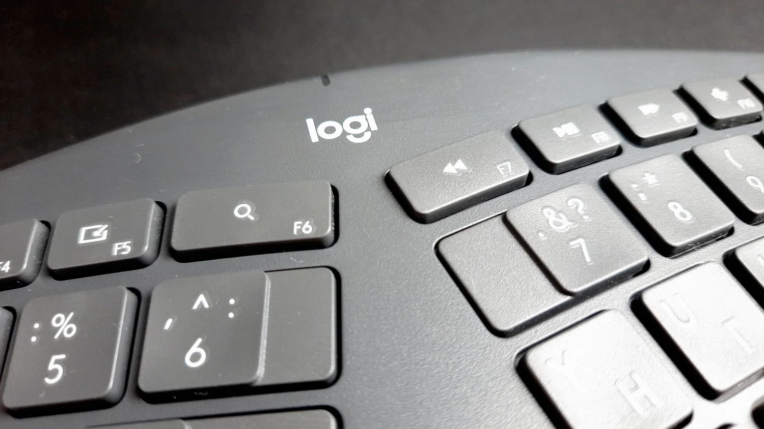 Обзор Logitech Ergo K860. Как работает современная эргономичная беспроводная клавиатура