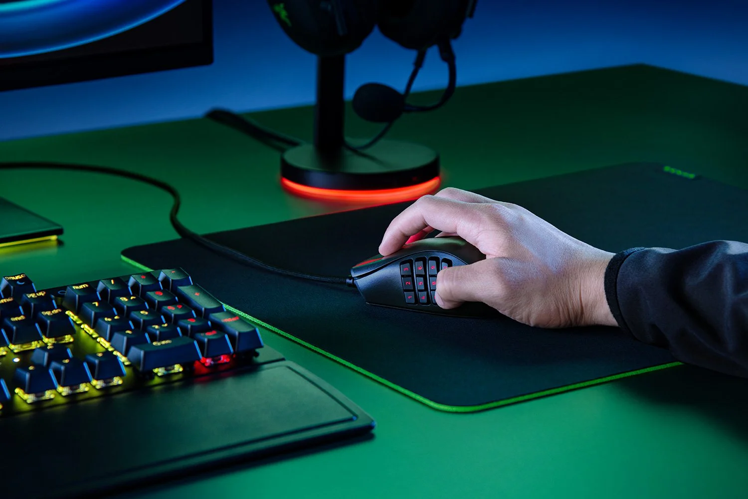 Razer представила Naga X — игровую мышь с 12 настраиваемыми кнопками - фото 1
