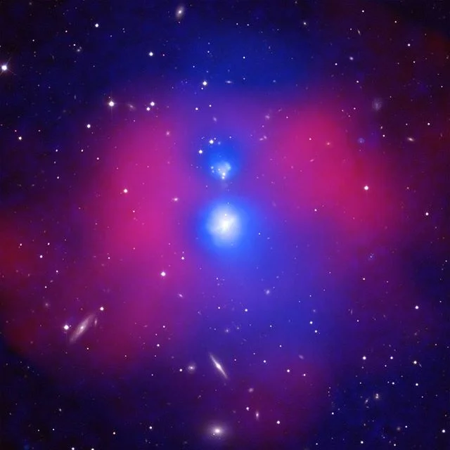 Галактика NGC 6338 в 380 млн световых лет от Земли