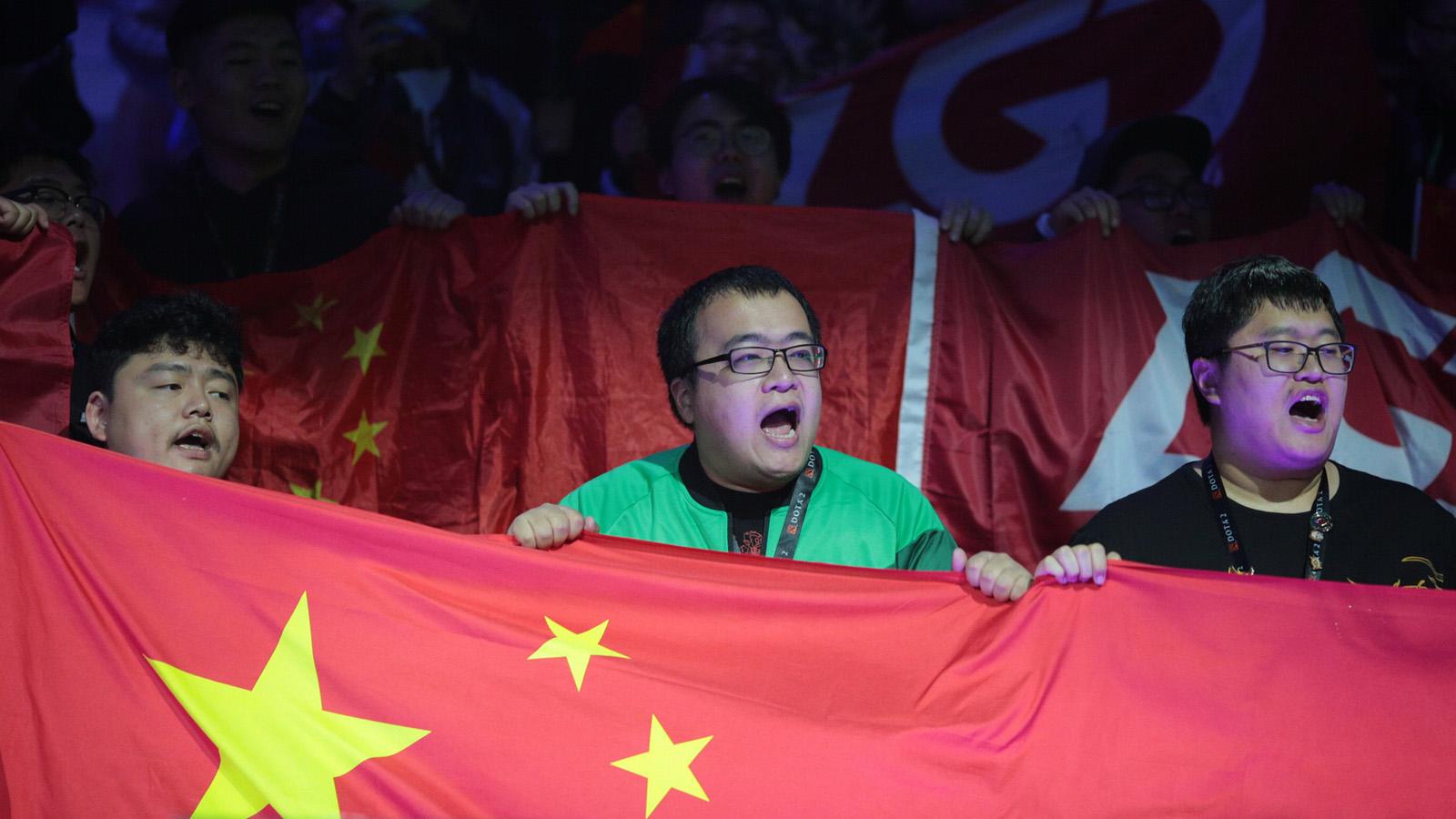 Если формально подходить к вопросу о главных событиях в мире киберспорта, повлиявших на развитие индустрии, то этот топ состоял бы исключительно из подборок многомиллионных инвестиций. Но киберспорт — это не только про деньги, а прежде всего про зрительский интерес, а он в свою очередь зависит от множества факторов. Мы собрали 9 наиболее значимых событий 2018 года, которые, как нам кажется, напрямую определяют современный киберспорт. Не киберспорт, как перспективную сферу для инвестиций, а киберспорт, как культурное явление.