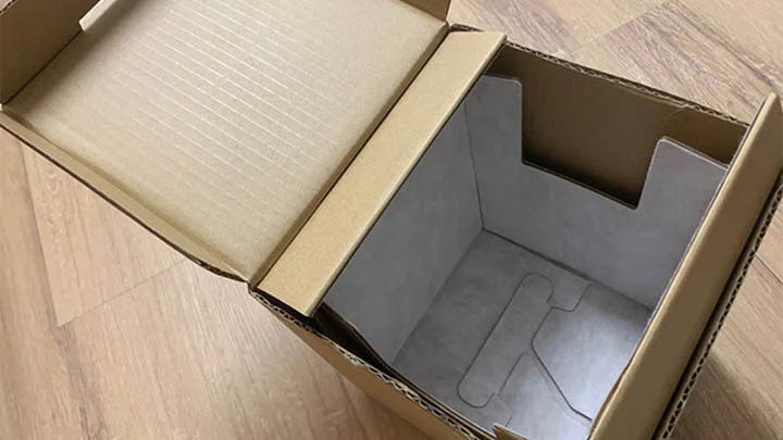Мошенник обманул Apple на $1 млн, фотографируя пустые коробки от iPhone - фото 2