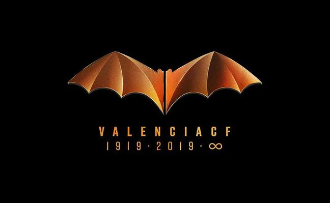 Привет от Бэтмена! DC хочет запретить клубу «Валенсия» использовать логотип в виде летучей мыши - фото 2