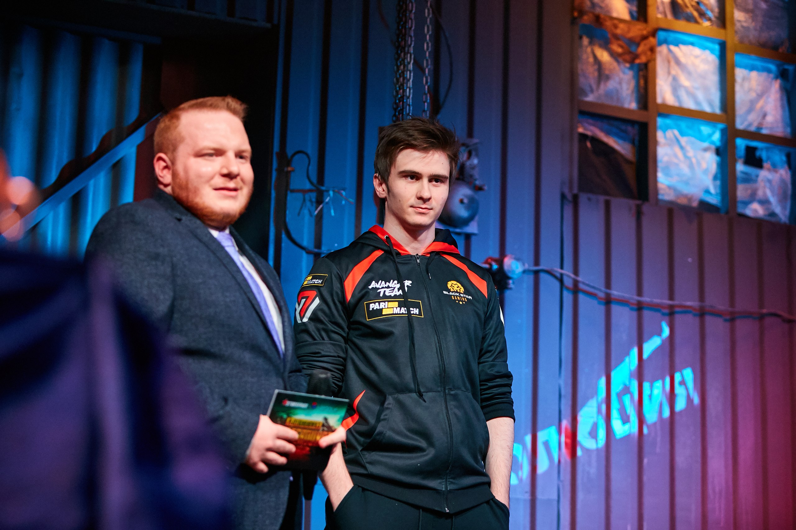 В свои 23 года Святослав «Drainys» Комиссаров успел победить на Intel Extreme Masters, стать одним из самых популярных стримеров из СНГ по PlayerUnknown’s Battlegrounds на твиче и подписать контракт с Natus Vincere. «Канобу» связался с игроком, узнал о его карьере в киберспорте и расспросил о последних изменениях в PUBG.