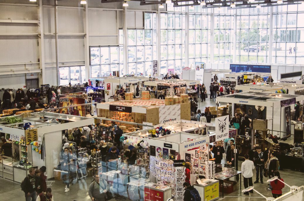 На днях завершилась двенадцатая выставка «Игромир», которая уже четвертый год проводится совместно с Comic Con Russia. «Канобу» и BlaBlaCar устроили конкурс и отправили победителя на выставку на два дня. В этом материале он расскажет о своих впечатлениях от выставки. А еще наш редактор рубрики «Комиксы» расскажет вам о Comic Con Russia.