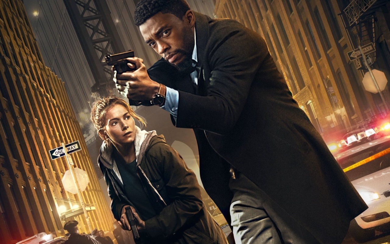 5 декабря на экраны российских кинотеатров вышел боевик «21 мост» (21 Bridges) с Чедвиком Боузманом в главной роли. Каким же он получился?