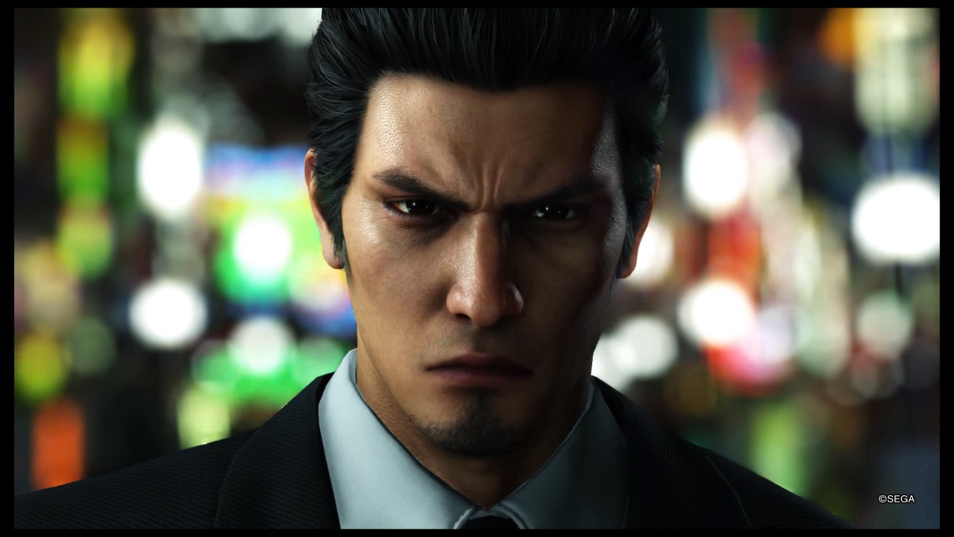 В захолустный провинциальный городок приезжает вечно хмурый человек. В его руке – младенец, сын его приемной дочери. Он не видел ее три года, на протяжении которых она успела завести потомство и стать жертвой несчастного случая, отправившего ее в кому. Теперь «деду» предстоит выяснить, чем же его дочурка занималась эти три года, кто отец ребенка и почему он не заботится о нем в столь важный и ответственный момент. Это звучало бы похоже на мыльную оперу, если бы этим хмурым дедом не был легендарный якудза Кадзума Кирю. 