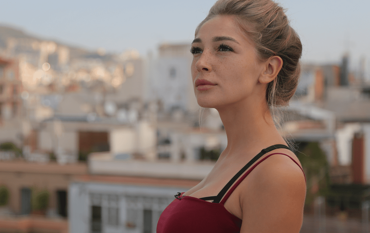 Ивлеева отдала 1,5 млн рублей благотворительным фондам. А Дудь обеспечил врачей масками - фото 1