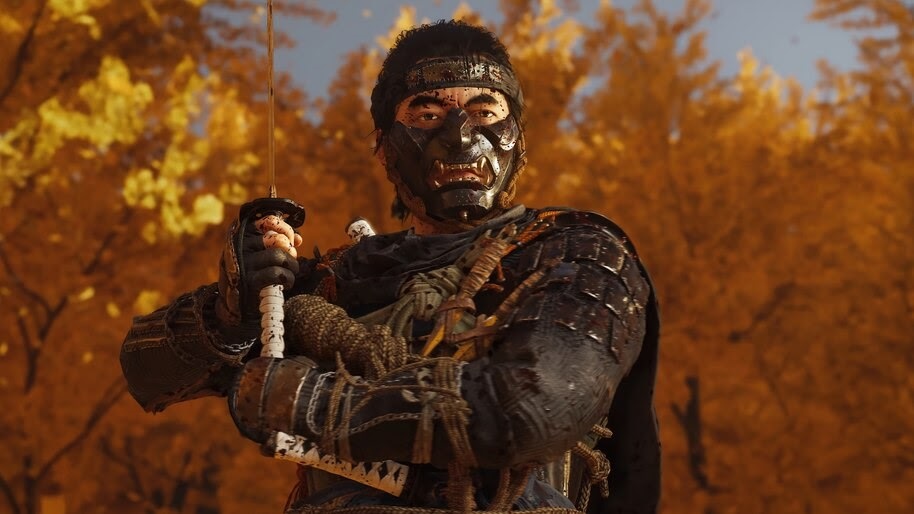 В Ghost of Tsushima у главного героя формально один комплект основного оружия, состоящий из катаны и танто, короткого клинка для совершения быстрых убийств. На практике же Дзин Сакай может отыскать и другие наборы мечника — правда, они лишь изменят внешний вид вашей дайсё, но не характеристики самого оружия. И почти все такие наборы лежат у так называемых столпов чести, расположенных по всей Цусиме. В этом гайде мы расскажем, где найти и то, и другое. 